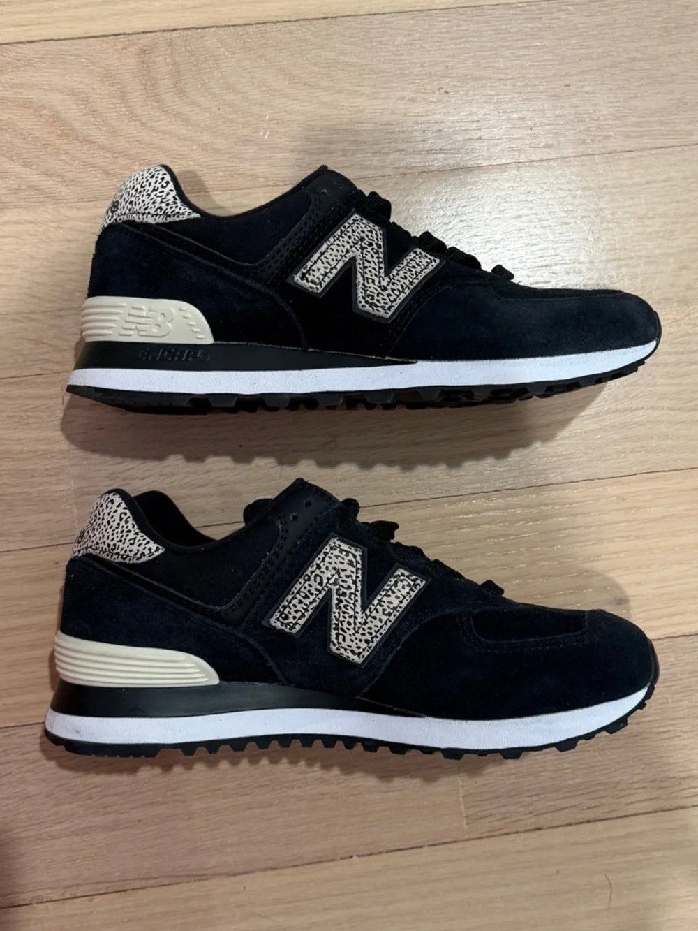 New Balance 574 Leopard Print Sneakers - Picture 2 of 6